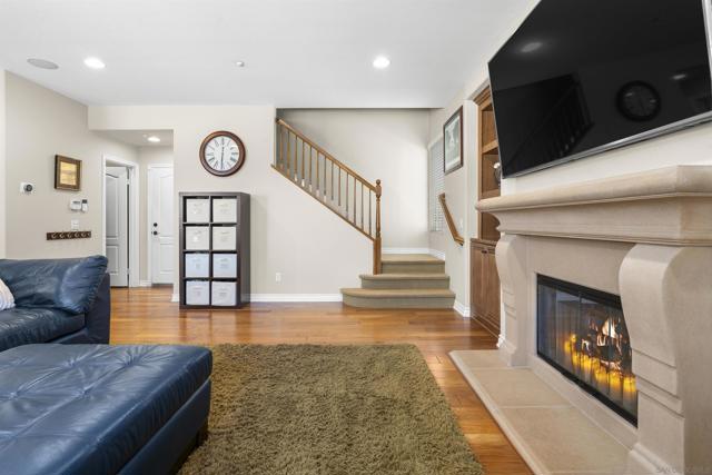 7787 Britt Pl, Santee CA: https://media.crmls.org/mediaz/aa80b529-6297-4f3c-98a0-15ddb2d13ed1.jpg