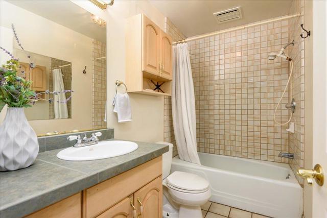 1720 Hillman Avenue, Belmont CA: https://media.crmls.org/mediaz/aa80c56d-32c6-4e7b-a402-990a0050420c.jpg