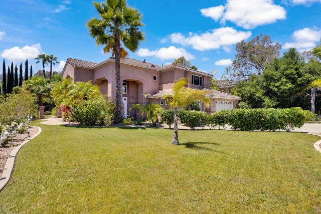 1288 Sunrise Way, Escondido CA: https://media.crmls.org/mediaz/aa8136c9-a1a6-4a3f-b407-9c72c1b53443.jpg