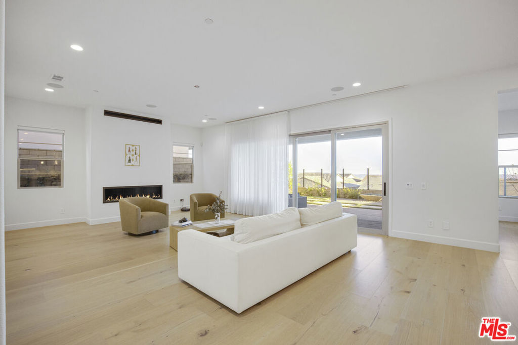 MLS #26864609 image #5
