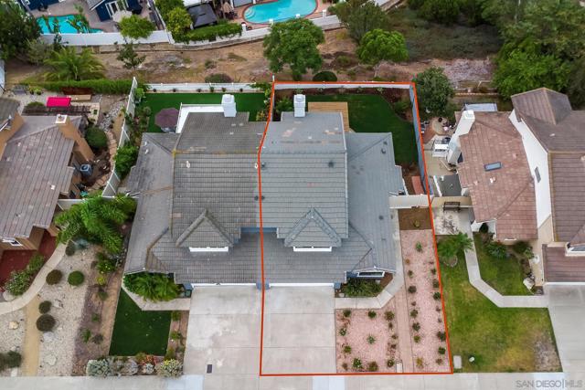 17636 Azucar Way, San Diego CA: https://media.crmls.org/mediaz/aa81e505-6715-4c91-b751-62d69edfdcd2.jpg