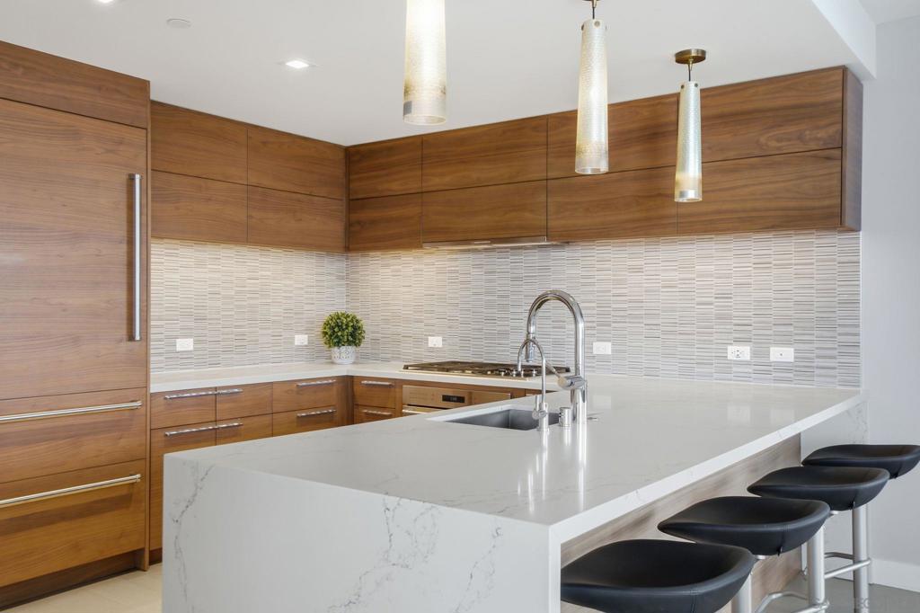 888 E Street - photo 9