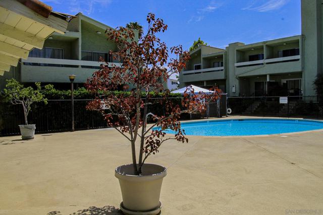 150 E Street, Chula Vista CA: https://media.crmls.org/mediaz/aa83313f-d12d-48c0-ad1e-7d18c10a9c10.jpg