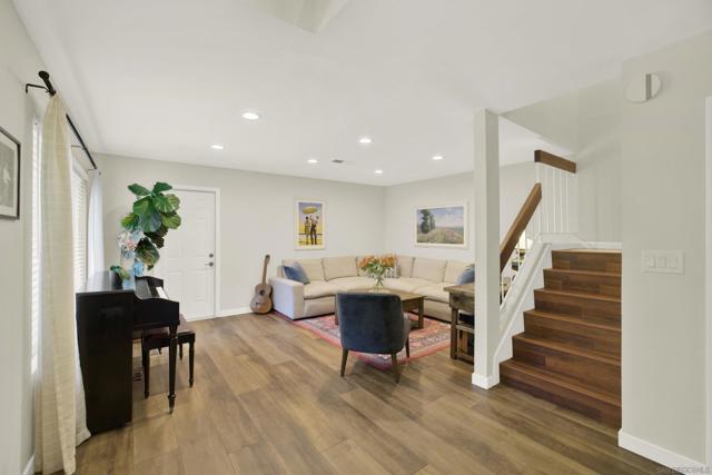 3069 Plaza Natalia, Bonita CA: https://media.crmls.org/mediaz/aa833cd8-b849-41fb-ad30-aac064fef6cd.jpg