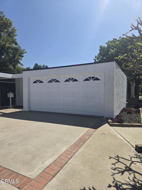 439 E Greystone Avenue, Monrovia CA: https://media.crmls.org/mediaz/aa834681-3b24-4e60-b892-ae5ec7f95071.jpg