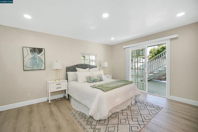 767 47Th St, Oakland CA: https://media.crmls.org/mediaz/aa834aa9-516b-4145-a824-0de3b513e71e.jpg
