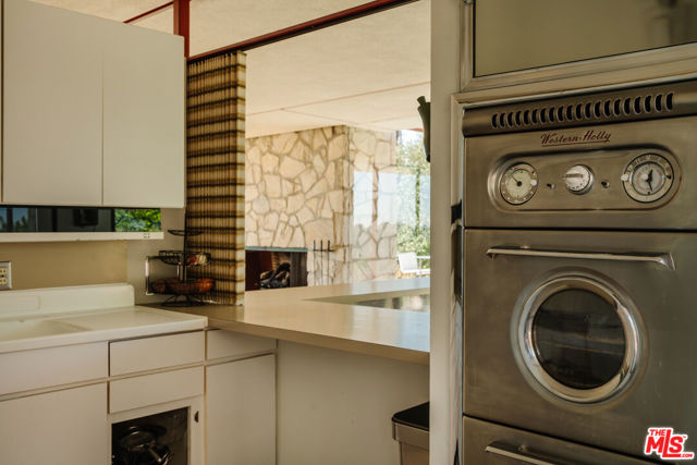 Drew Fenton | 1811 Bel Air Road Los Angeles CA | MLS: 7411913 Drew Fenton | 1811 Bel Air Road Los Angeles CA | MLS: 7411913