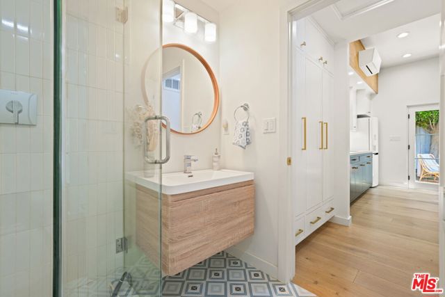 1618 S Durango Avenue, Los Angeles CA: https://media.crmls.org/mediaz/aa84a73c-2d94-4ef5-8d6f-1116dc876303.jpg