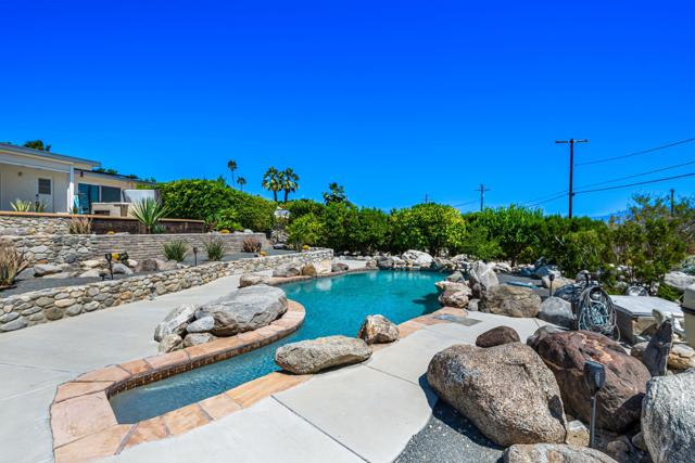 2360 N Palermo Drive, Palm Springs CA: https://media.crmls.org/mediaz/aa84e554-3cbb-466a-b809-9abb762d8d71.jpg