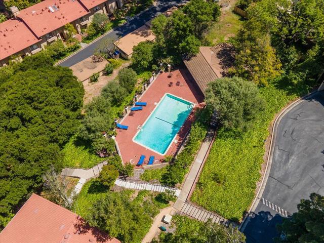 18400 Overlook Road, Los Gatos CA: https://media.crmls.org/mediaz/aa85acc0-4a02-48c8-9e65-230cbb478402.jpg