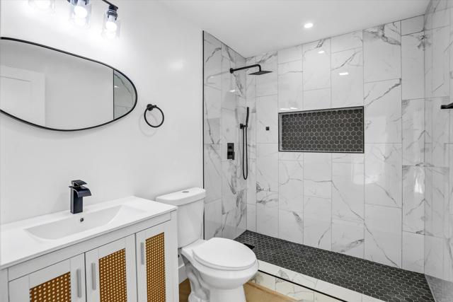 Detail Gallery Image 32 of 43 For 323 S 65th St, –,  CA 92114 - 3 Beds | 2 Baths