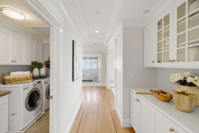 1425 Benito Avenue, Burlingame CA: https://media.crmls.org/mediaz/aa86337b-fd6c-453d-bb77-fde66d84307d.jpg