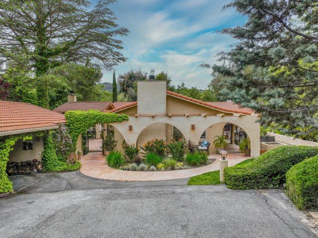 8103 Crestview Court, Gilroy CA: https://media.crmls.org/mediaz/aa865dc5-566d-41da-b85e-e8751ab81757.jpg