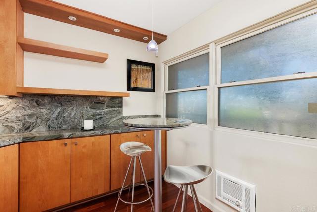 Detail Gallery Image 19 of 42 For 369 W I St, Encinitas,  CA 92024 - 2 Beds | 2/1 Baths