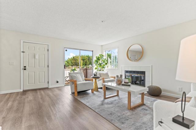 25192 Copa Del Oro Drive, Hayward CA: https://media.crmls.org/mediaz/aa87a8b6-6dec-4bc9-9e5d-6d2ee89c0a39.jpg