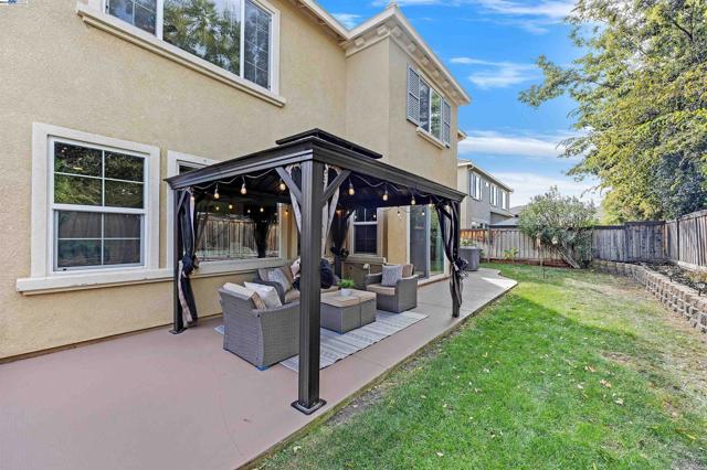 Image 39 of 43 For 1705 Hummingbird Way