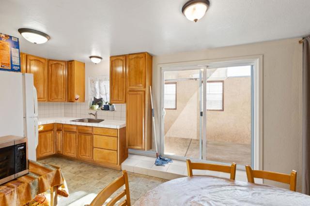 306 Beech Street, Redwood City CA: https://media.crmls.org/mediaz/aa8855c3-99ea-4b20-8ed3-20a00aae3c82.jpg