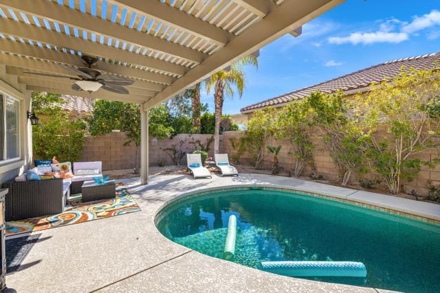 80055 Jasper Park Avenue, Indio CA: https://media.crmls.org/mediaz/aa88626a-0273-4276-9953-756b982281cb.jpg