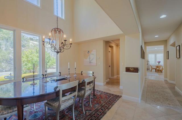 407 Mirador Court, Monterey CA: https://media.crmls.org/mediaz/aa888956-e556-4f9a-a4c5-b4e4f3d1fc5c.jpg
