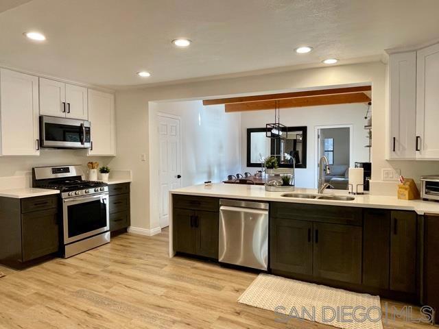 41489 Comstock Ln, Big Bear CA: https://media.crmls.org/mediaz/aa88a433-a984-4c8b-892d-673bdb47bb26.jpg