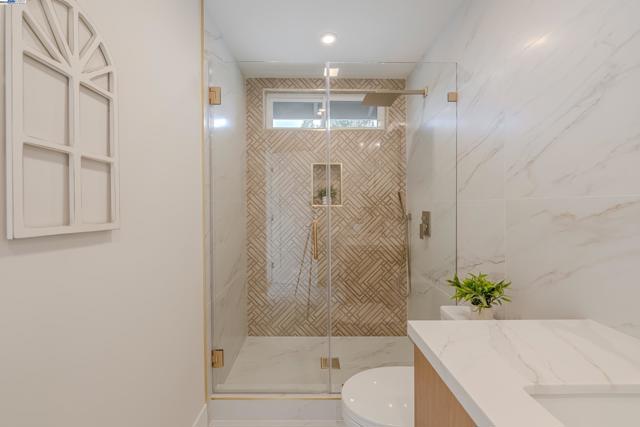 311 Foxboro Ct, San Ramon CA: https://media.crmls.org/mediaz/aa88e497-7b52-41c7-867a-2c208dee85a8.jpg