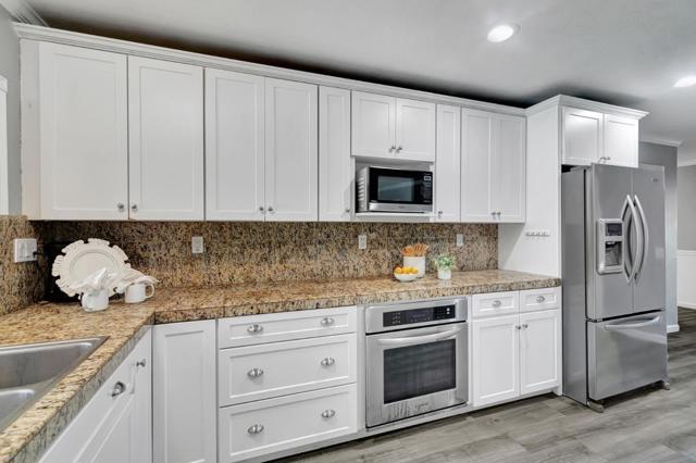 184 Park Sharon Drive, San Jose CA: https://media.crmls.org/mediaz/aa89cc5c-d81e-4156-98c1-e2284497f6e0.jpg