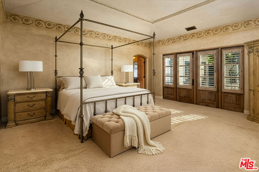 MLS #25615941 image #11