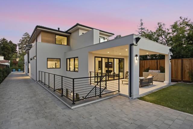 543 Tennyson Avenue, Palo Alto CA: https://media.crmls.org/mediaz/aa8c7555-4de9-48f5-91b5-5349b096a057.jpg