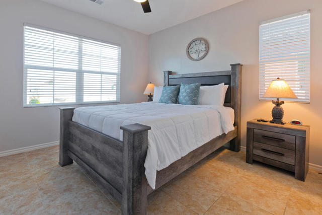 462 Via De La Paz, Palm Desert CA: https://media.crmls.org/mediaz/aa8dba69-5997-49ee-8a44-15005b39abc5.jpg