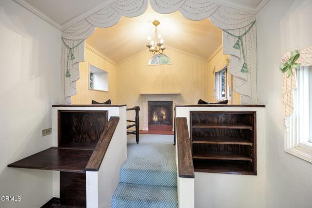635 Rockwood Road, Pasadena CA: https://media.crmls.org/mediaz/aa8f2cc8-14c4-4668-a3e8-83f8df2c09bb.jpg