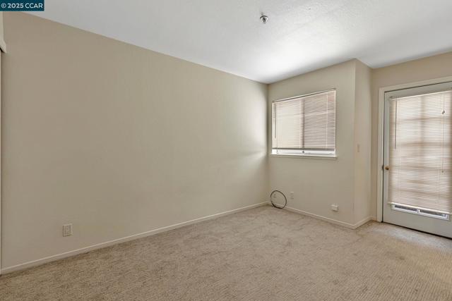 32 Shoal Dr, Vallejo CA: https://media.crmls.org/mediaz/aa8f5c2e-bcff-4b53-a665-52617c0f17e0.jpg