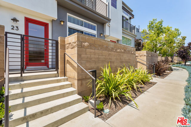 5400 Playa Vista Drive, 23 photo 3