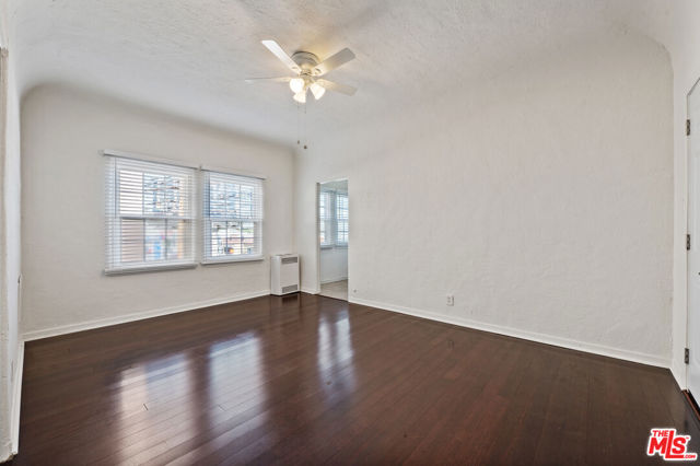 5320 W Olympic Boulevard, Los Angeles CA: https://media.crmls.org/mediaz/aa909a08-ee05-4cc4-a470-fefe023a532b.jpg