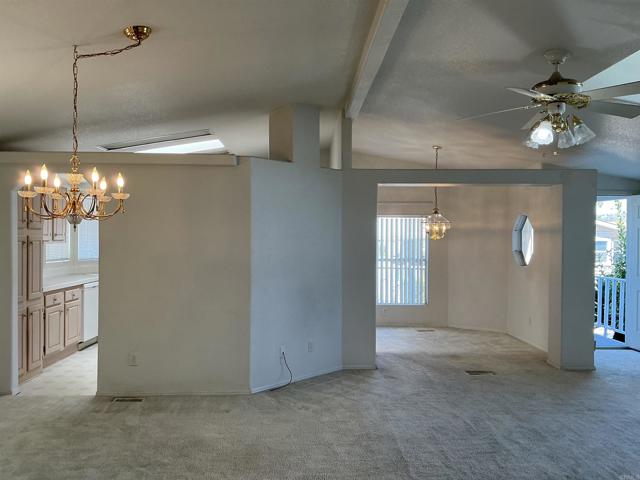 Detail Gallery Image 13 of 26 For 525 W El Norte  Pkwy #127,  Escondido,  CA 92026 - 2 Beds | 2 Baths