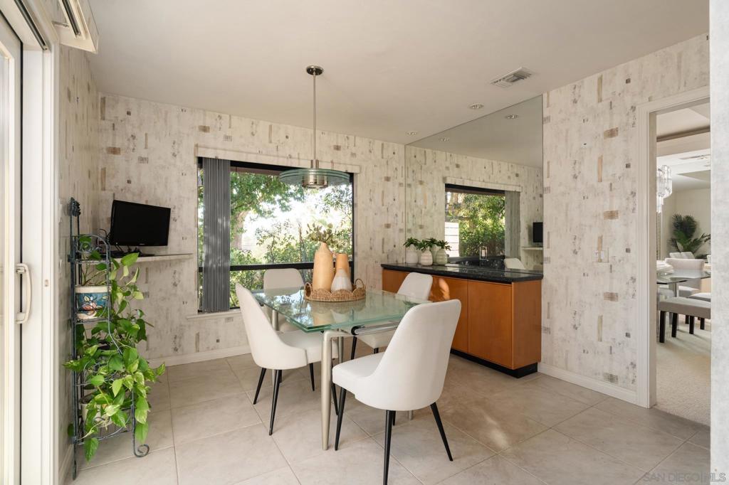 15943 Ranch Hollow Rd - photo 18
