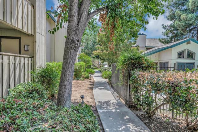 1415 Alma Loop, San Jose CA: https://media.crmls.org/mediaz/aa92d930-53a3-4f8f-be73-f42d224736fe.jpg