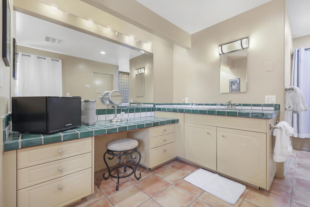 MLS #219130636DA img 25