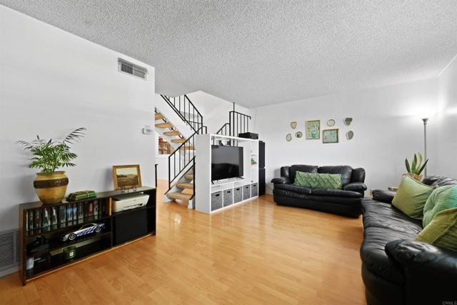 Detail Gallery Image 1 of 42 For 11935 Royal Rd #E,  El Cajon,  CA 92021 - 3 Beds | 1/2 Baths