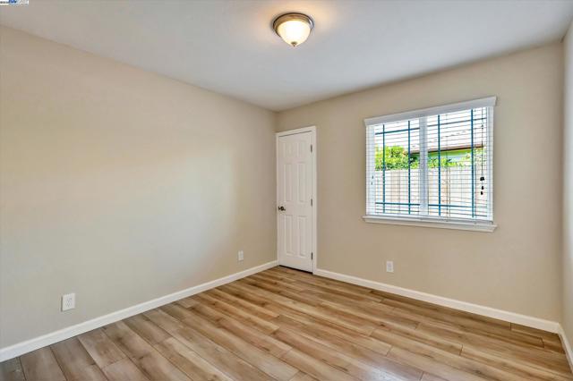 37659 Granville Dr, Fremont CA: https://media.crmls.org/mediaz/aa967278-c65b-44fc-8397-9f00b195d2f8.jpg
