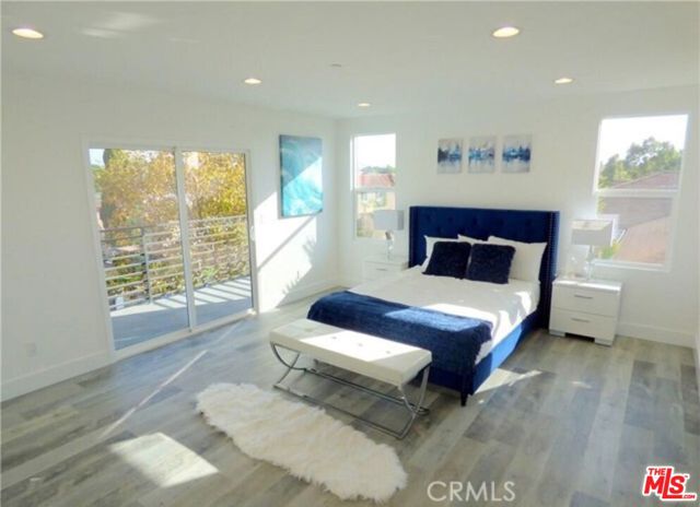 1113 Carmona Avenue, Los Angeles CA: https://media.crmls.org/mediaz/aa997067-a316-4eeb-a253-2063227296bb.jpg