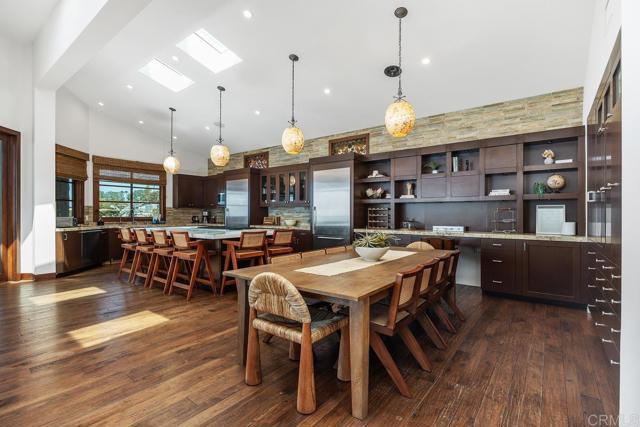 Image 16 of 40 For 2260 El Amigo Road