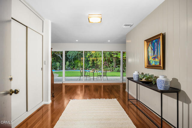 Detail Gallery Image 6 of 63 For 505 Orange Grove Cir, Pasadena,  CA 91105 - 4 Beds | 3/1 Baths