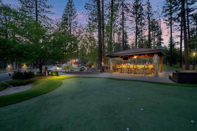 5422 Schulmeyer Gulch Road, Yreka CA: https://media.crmls.org/mediaz/aa9a1d6b-ec78-495b-8f44-3732a861a37e.jpg