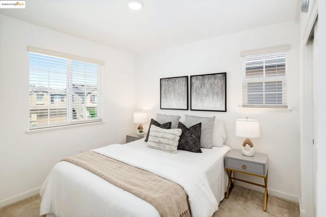 112 Willowrun Way, Oakley CA: https://media.crmls.org/mediaz/aa9b8188-3dc4-4289-a334-f134efb33172.jpg