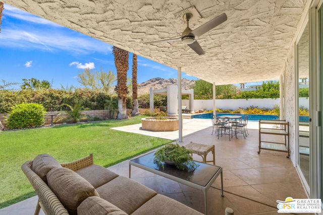 2130 S Toledo Avenue, Palm Springs CA: https://media.crmls.org/mediaz/aa9ba943-c3e9-4d73-a3b4-7b440af8a2af.jpg