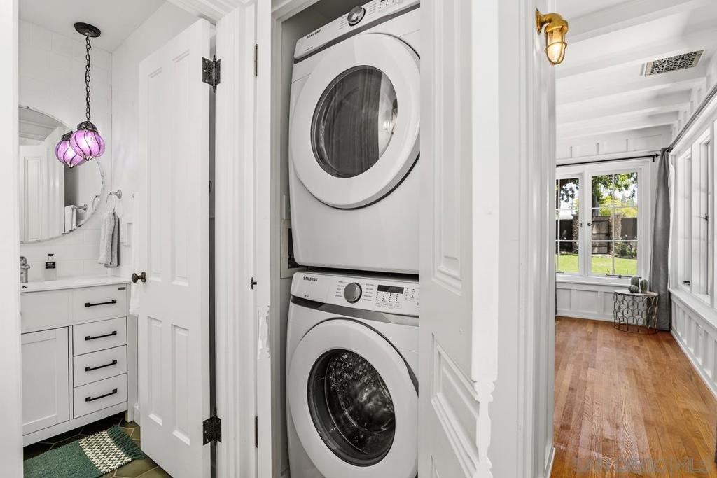 MLS #250038045SD image #9