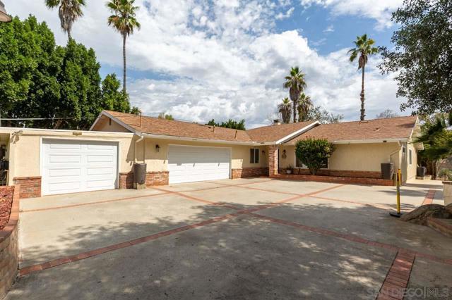 1339 Windsong Ln, Escondido CA: https://media.crmls.org/mediaz/aa9c51c4-3278-4a75-9f5b-256bee12bac8.jpg