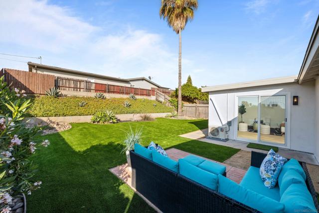 1519 Marble Ct, Chula Vista CA: https://media.crmls.org/mediaz/aa9d1a15-ade5-435c-9591-7d9195f0e919.jpg