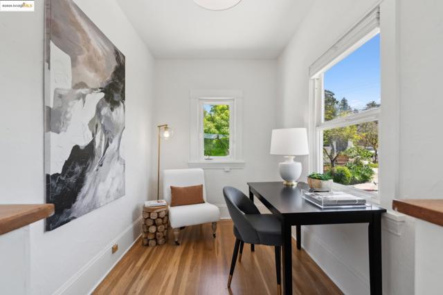 321 Glendale Ave., Oakland CA: https://media.crmls.org/mediaz/aa9d30ff-a770-4146-89e4-26b935aaa6e4.jpg