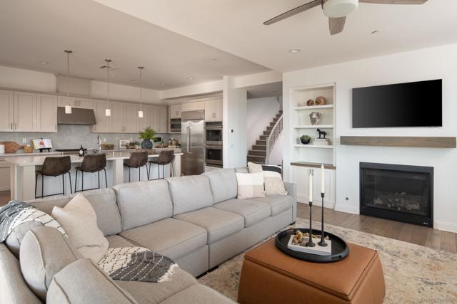 14546 Highcrest Ct, Poway CA: https://media.crmls.org/mediaz/aa9d348f-2c13-403e-be68-801e13e244aa.jpg